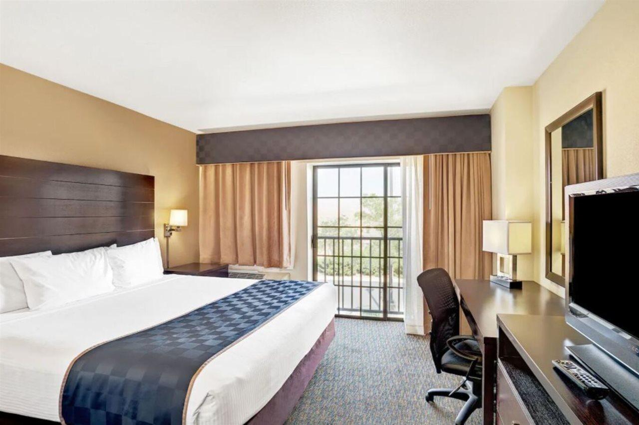 Days Inn & Suites By Wyndham Page Lake Powell Εξωτερικό φωτογραφία