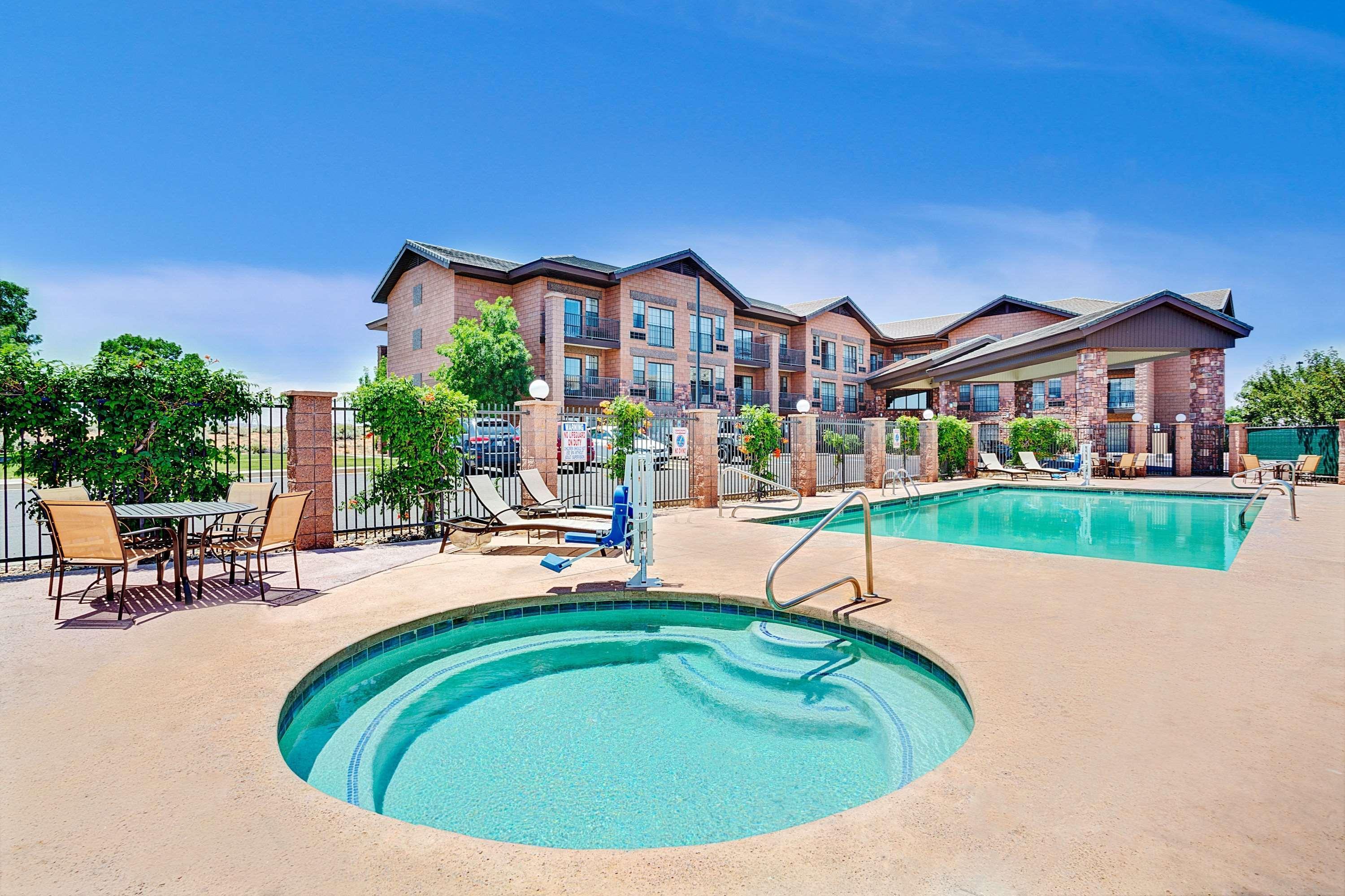 Days Inn & Suites By Wyndham Page Lake Powell Εξωτερικό φωτογραφία