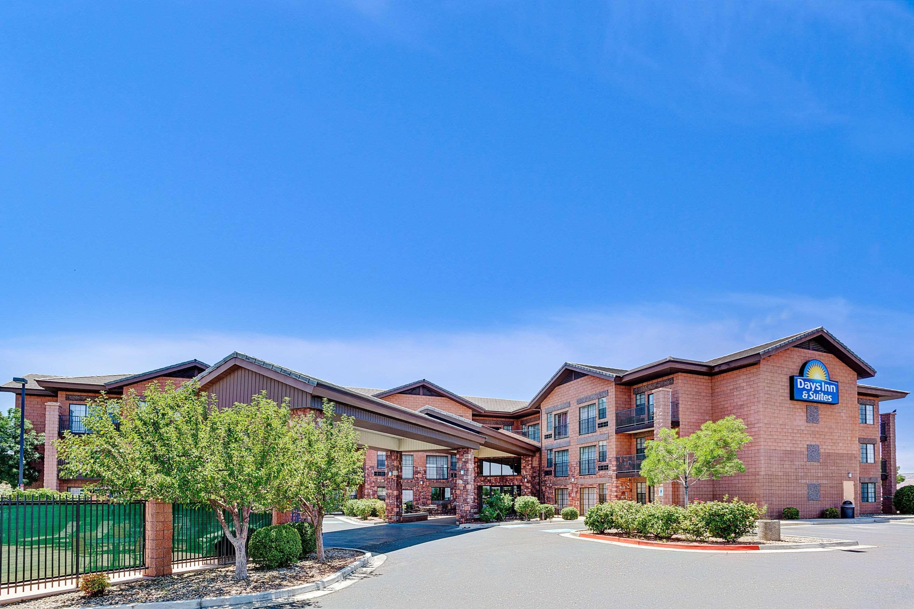 Days Inn & Suites By Wyndham Page Lake Powell Εξωτερικό φωτογραφία