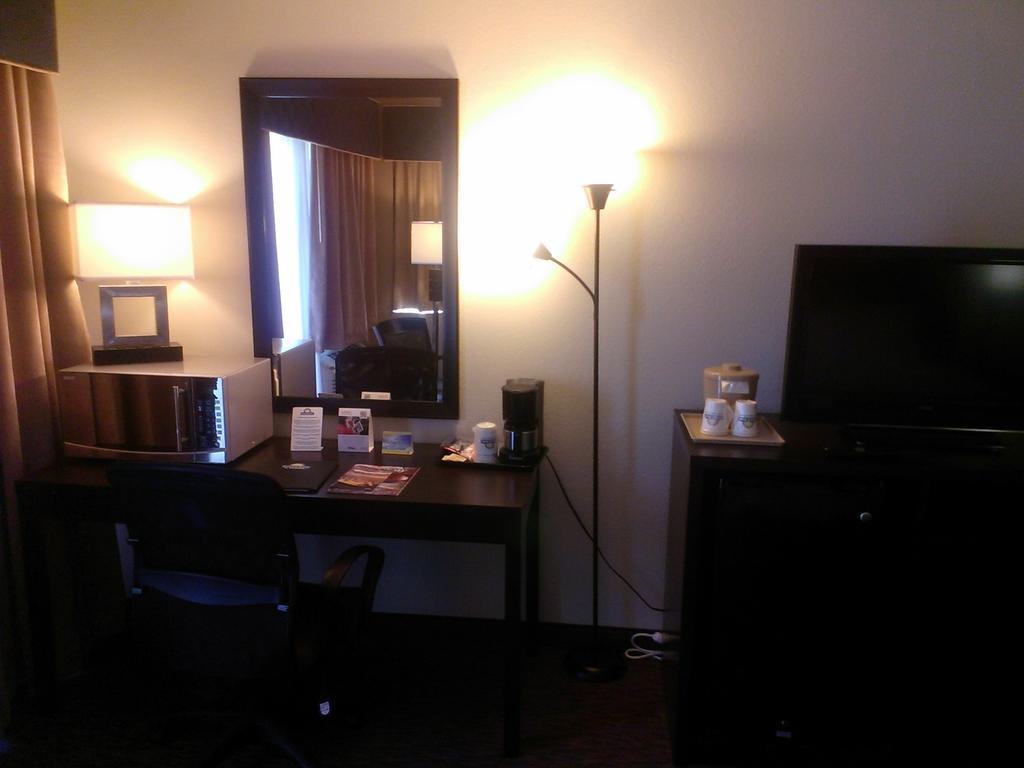 Days Inn & Suites By Wyndham Page Lake Powell Εξωτερικό φωτογραφία